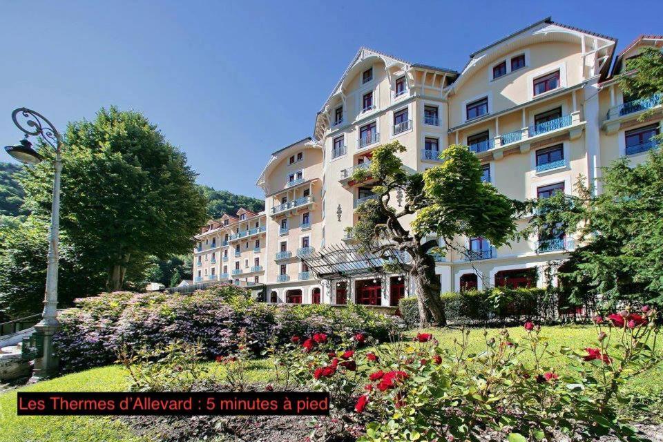 Bien-Etre Et Bonheur Au Pied Des Thermes Allevard Buitenkant foto